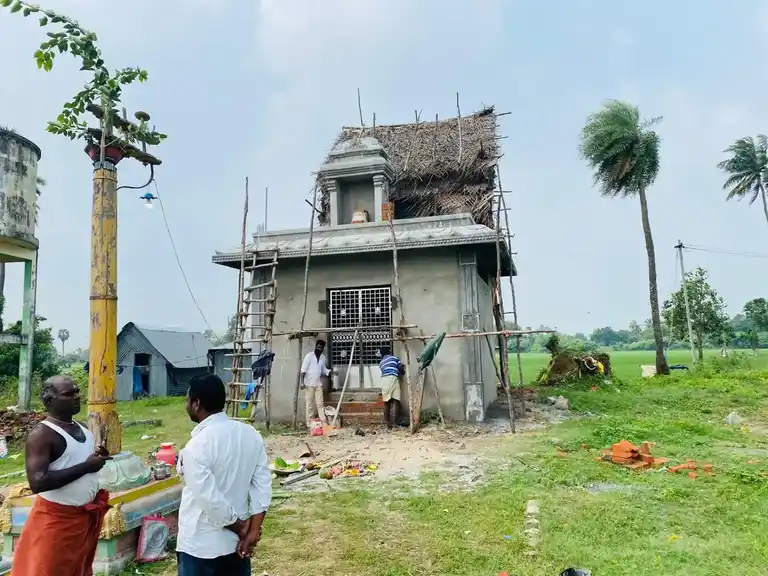 Arulmigu Kanniamman Throupathiamman Temple, Kanniamman Throupathiamman Temple, Rengapayankottai - 601204 Arulmigu Kanniamman Throupathiamman Temple, Kanniamman Throupathiamman Temple, Rengapayankottai - 601204, Tiruvallur - Ancient Temple Architecture and History Image 2
