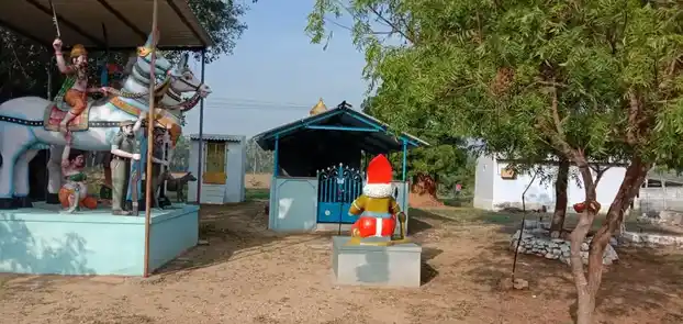 Arulmigu Kannimaar Karupparayar Temple, Karppattipalayam, Kannammanaickanoor - 642154 Arulmigu Kannimaar Karupparayar Temple, Karppattipalayam, Kannammanaickanoor - 642154, Tiruppur - Ancient Temple Architecture and History Image 3