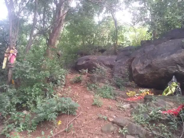 Arulmigu Kannimaar Temple, Emakalapuram - 624304 அருள்மிகு கன்னிமார் திருக்கோயில், Emakalapuram - 624304, Dindigul - Ancient Temple Architecture and History Image 4