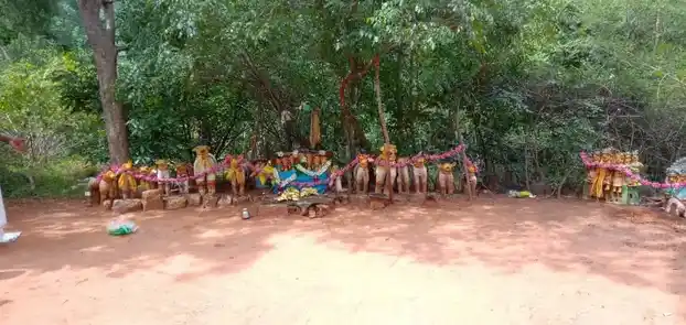 Arulmigu Kannimaar Temple, Kudakipatti - 624401 அருள்மிகு கன்னிமார் திருக்கோயில், Kudakipatti - 624401, Dindigul - Ancient Temple Architecture and History Image 2