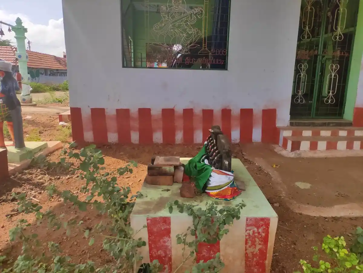 Arulmigu Kannimaar Temple, Mattapparai - 624219 அருள்மிகு கன்னிமார் திருக்கோயில், Mattapparai - 624219, Dindigul - Ancient Temple Architecture and History Image 4