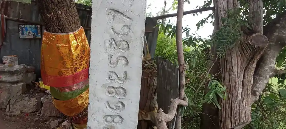 Arulmigu Kannimaar Temple, Moonkilkulam - 624402 அருள்மிகு கன்னிமார் திருக்கோயில், Moonkilkulam - 624402, Dindigul - Ancient Temple Architecture and History Image 6