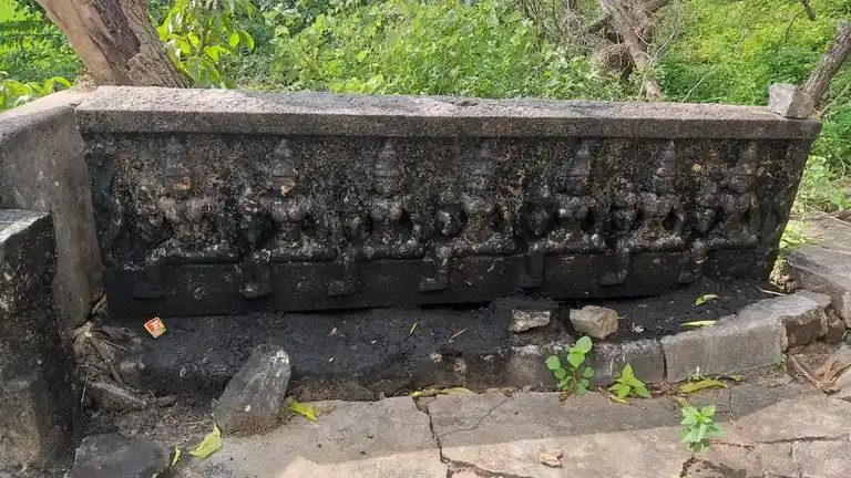 Arulmigu Kannimaar Temple, Mulaiyur - 624401 Temple