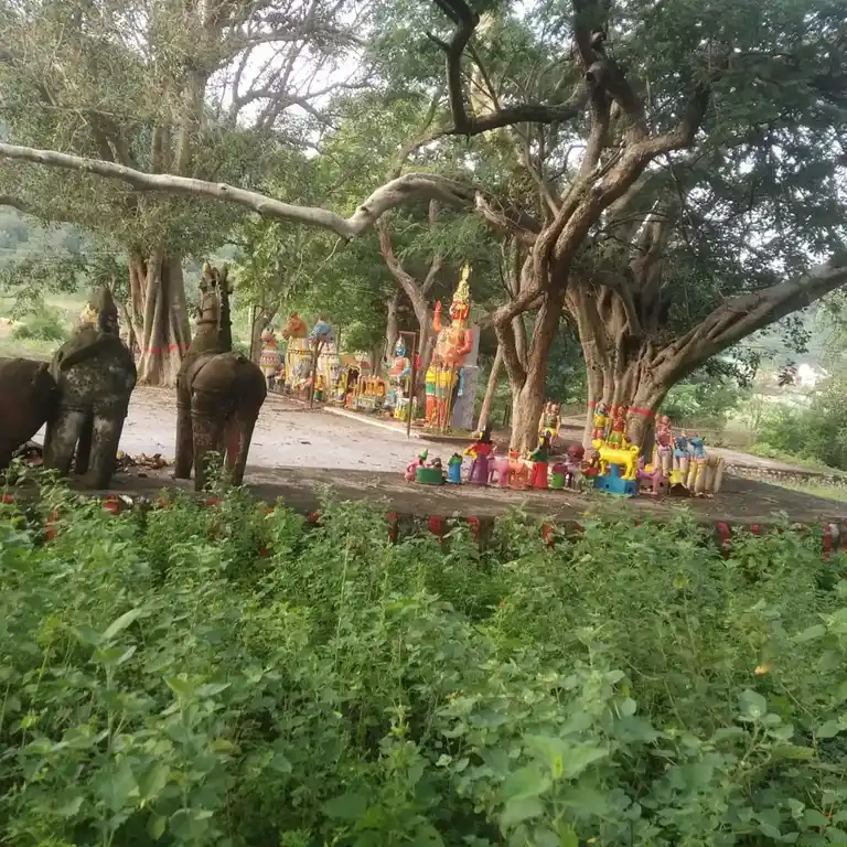 Arulmigu Kannimaar Temple, Mulaiyur - 624401 அருள்மிகு கன்னிமார் திருக்கோவில், Mulaiyur - 624401, Dindigul - Ancient Temple Architecture and History Image 6