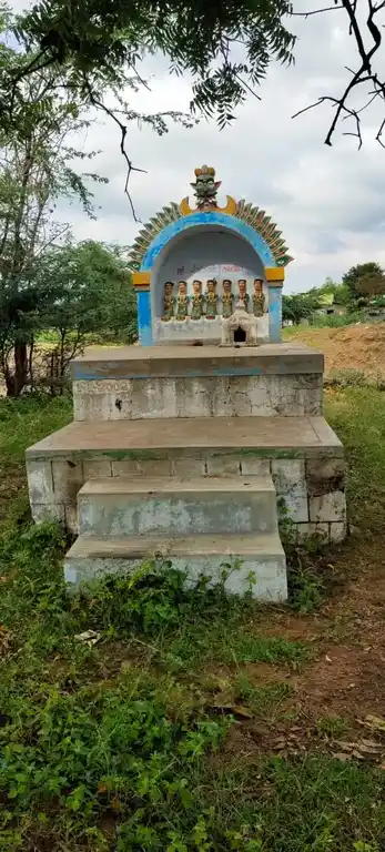 Arulmigu Kannimaar Temple, Pommanakotai - 624714 அருள்மிகு கன்னிமார் திருக்கோயில், Pommanakotai - 624714, Dindigul - Ancient Temple Architecture and History Image 2