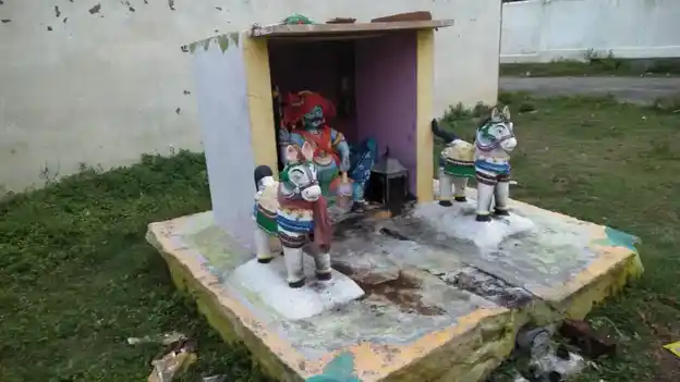 Arulmigu Kannimaar Temple, Rajakapatti - 624316 Arulmigu Kannimaar Temple, Rajakapatti - 624316, Dindigul - Ancient Temple Architecture and History Image 4