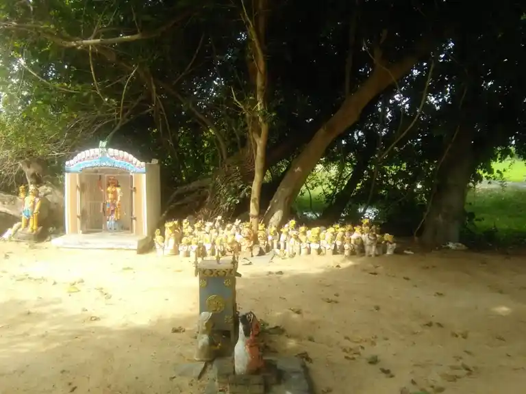 Arulmigu Kannimaar Temple, Saatthampatti - 622402 அருள்மிகு கன்னிமார் திருக்கோயில், சாத்தம்பட்டி - 622402, Pudukkottai - Ancient Temple Architecture and History Image 7