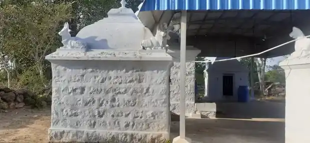 Arulmigu Kannimaar Temple, Venjamangkudalur - 639109 அருள்மிகு கன்னிமார் திருக்கோயில், Venjamangkudalur - 639109, Karur - Ancient Temple Architecture and History Image 4