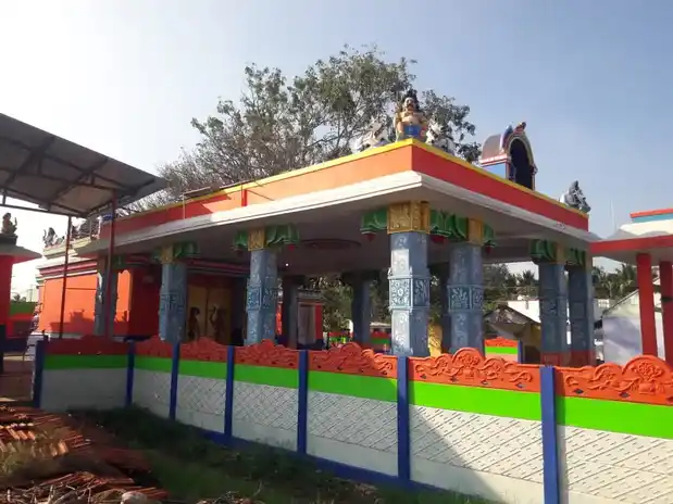 Arulmigu Kannimar Karupurayar Temple, G.Sangampalayam - 642107 அருள்மிகு கன்னிமார் கருப்புராயன் திருக்கோயில், ஜி .சங்கம்பாளையம் - 642107, Coimbatore - Ancient Temple Architecture and History Image 2