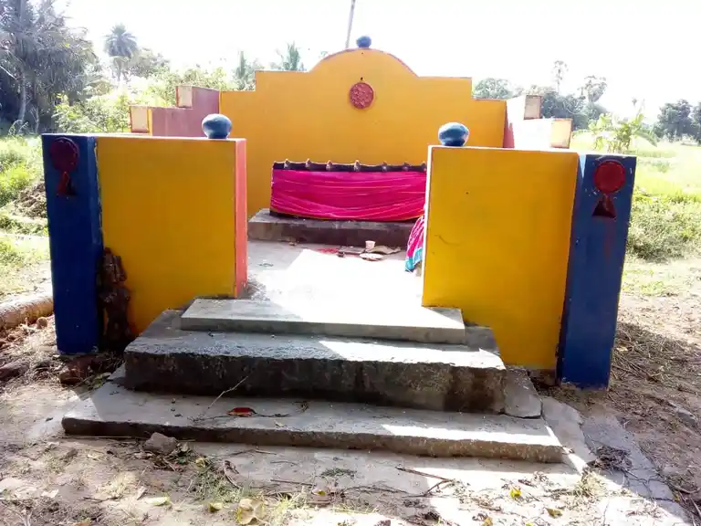 Arulmigu Kannimar Temple, Dhevanampattu - 606802 அருள்மிகு பிள்ளையார் பிடாரி , முத்தாலம்மன் மற்றும் கன்னிமார் திருக்கோயில், Dhevanampattu, Dhevanampattu - 606802, Tiruvannamalai - Ancient Temple Architecture and History Image 3