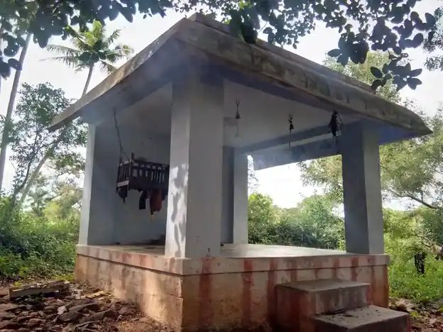 Arulmigu Kannimar Temple, Kalluthu - 625537 அருள்மிகு கன்னிமார் கோயில், Kalluthu - 625537, Madurai - Ancient Temple Architecture and History Image 3