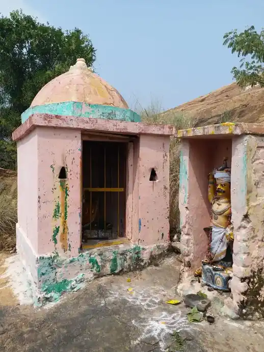 Arulmigu Kannimar Temple, Kamachipuram - 625520 அருள்மிகு கன்னிமார் திருக்கோயில், Kamachipuram - 625520, Theni - Ancient Temple Architecture and History Image 4