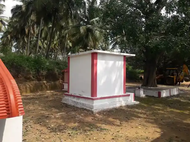 Arulmigu Kannimar Temple, Kambalapatti - 642007 கன்னிமார் திருக்கோயில், கம்பளப்பட்டி - 642007, Coimbatore - Ancient Temple Architecture and History Image 2