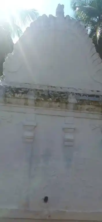 Arulmigu Kannimar Temple, Kampuliyampatti, Chinnamarudur - 638106 அருள்மிகு கன்னிமார் திருக்கோயில், Chinnamarudur - 638106, Tiruppur - Ancient Temple Architecture and History Image 3