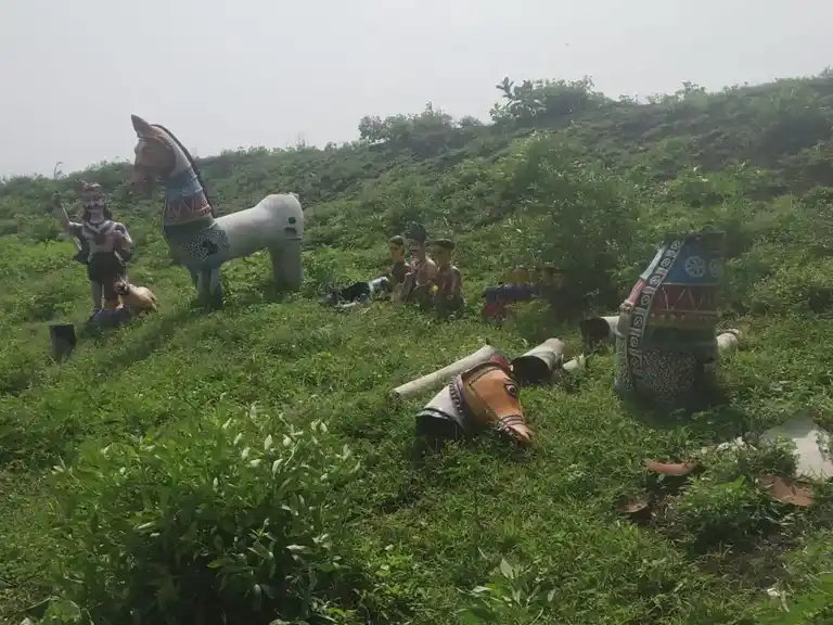 Arulmigu Kannimar Temple, Kethuvarpatti - 625705 அருள்மிகு கன்னிமார் ஆலயம், Kethuvarpatti - 625705, Madurai - Ancient Temple Architecture and History Image 4