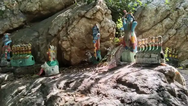 Arulmigu Kannimar Temple, Kuruvithurai - 625218 அருள்மிகு கன்னிமார் திருக்கோயில், Kuruvithurai - 625218, Madurai - Ancient Temple Architecture and History Image 2