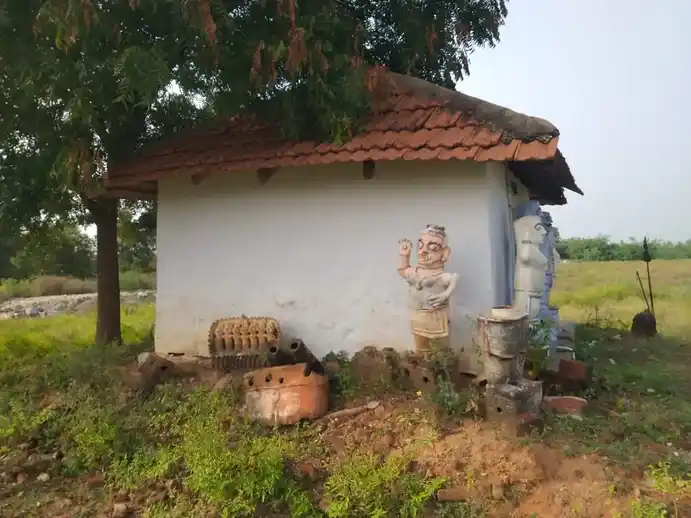 Arulmigu Kannimar Temple, Mavathoor - 621311 அருள்மிகு கன்னிமார் திருக்கோயில், Mavathoor - 621311, Karur - Ancient Temple Architecture and History Image 2