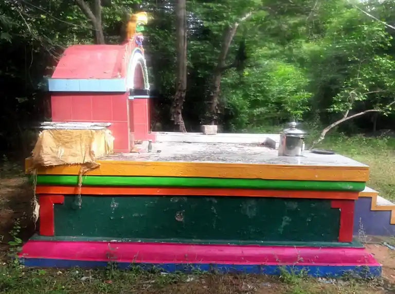 Arulmigu Kannimar Temple, Muduvarpatti - 625503 அருள்மிகு கன்னிமார் திருக்கோயில், Muduvarpatti - 625503, Madurai - Ancient Temple Architecture and History Image 4