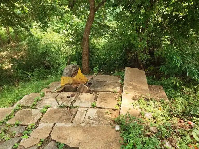 Arulmigu Kannimar Temple, Natchikulam - 625205 அருள்மிகு கன்னிமார் திருக்கோயில், Natchikulam - 625205, Madurai - Ancient Temple Architecture and History Image 2