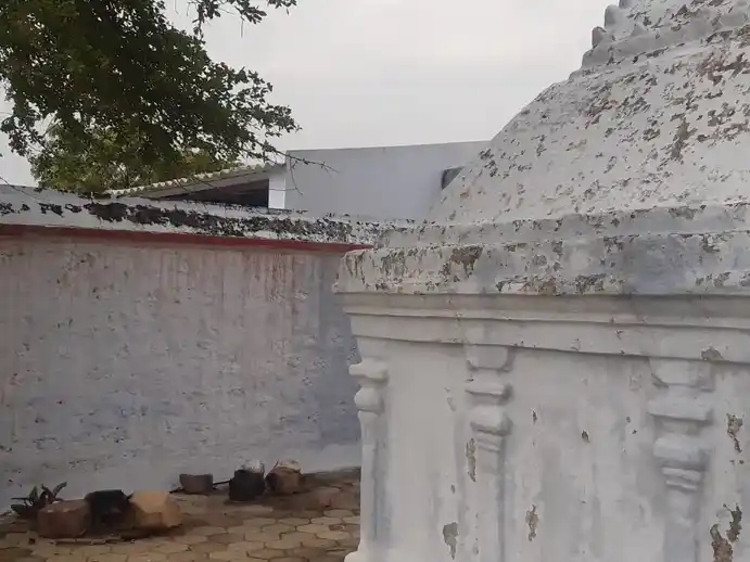 Arulmigu Kannimar Temple, Ponparapi, Veersolapuram - 638701 அருள்மிகு கன்னிமார் திருக்கோயில், பொன்பரப்பி, வீரசோழபுரம் - 638701, Tiruppur - Ancient Temple Architecture and History Image 4