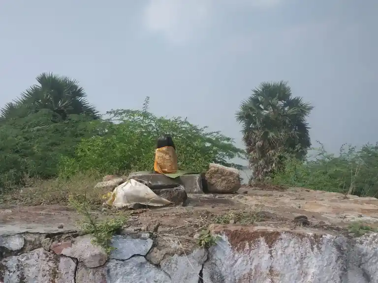 Arulmigu Kannimar Temple, Thevankurichi - 625703 அருள்மிகு கன்னிமார் திருக்கோவில், Thevankurichi - 625703, Madurai - Ancient Temple Architecture and History Image 3