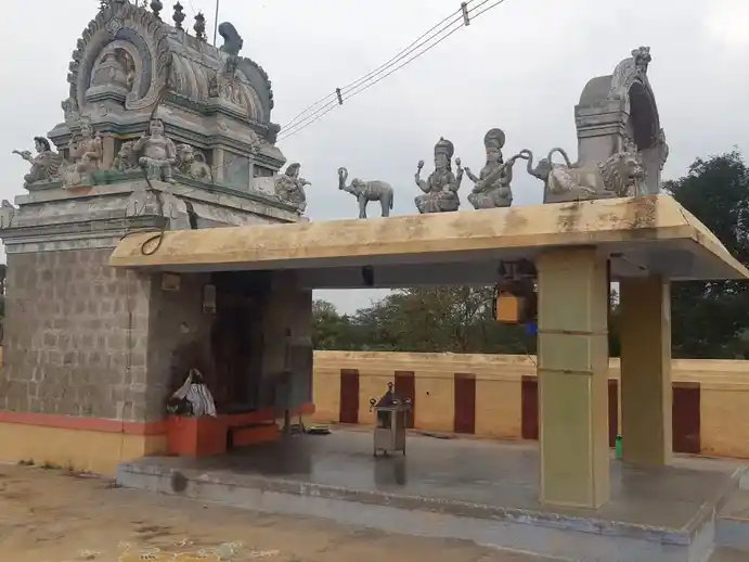 Arulmigu Kannimar Temple, Uppuplayam, Vellakoil - 638111 அருள்மிகு கன்னிமார், கருப்பண்ணசாமி திருக்கோயில், உப்புப்பாளையம், வெள்ளகோவில் - 638111, Tiruppur - Ancient Temple Architecture and History Image 5