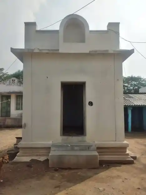 Arulmigu Kanninar Temple, Puliyaknowngapatti - 625706 கன்னிமார் திருக்கோயில், Puliyaknowngapatti - 625706, Madurai - Ancient Temple Architecture and History Image 4
