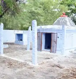 Arulmigu Kanniyathal Temple, Murugaithozhuvu, Murugaithozhuvu - 638051 அருள்மிகு கன்னியாத்தாள் திருக்கோயில், முருங்கத்தொழுவு, Murugaithozhuvu - 638051, Erode - Ancient Temple Architecture and History Image 3