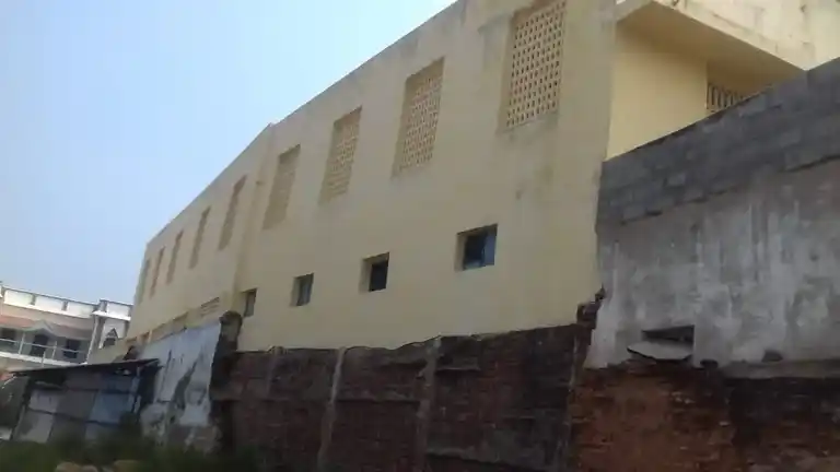 Arulmigu Kannnika Parameshwariamman Temple, Mohanur - 637015 அருள்மிகு கன்னிகாபரமேஸ்வரியம்மன் திருக்கோயில், மோகனுர் - 637015, Namakkal - Ancient Temple Architecture and History Image 2