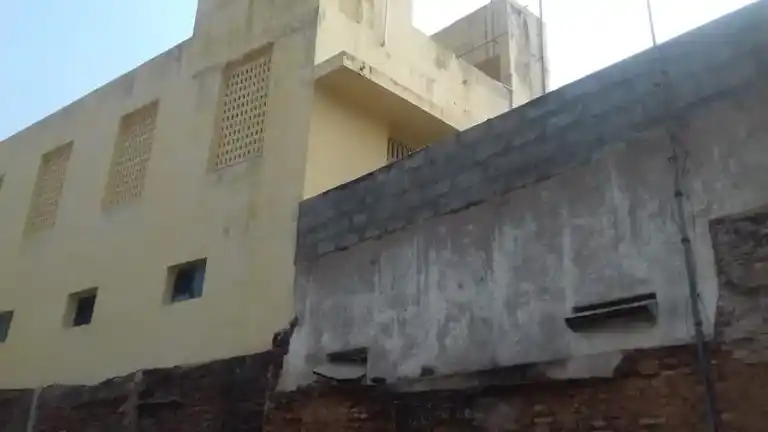 Arulmigu Kannnika Parameshwariamman Temple, Mohanur - 637015 அருள்மிகு கன்னிகாபரமேஸ்வரியம்மன் திருக்கோயில், மோகனுர் - 637015, Namakkal - Ancient Temple Architecture and History Image 3