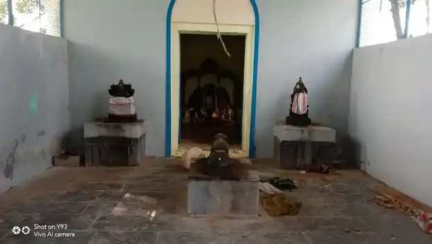 Arulmigu Kannudaiya Ayyanar Temple, Koothandan - 630561 அருள்மிகு. கண்ணுடைய அய்யனார் திருக்கோயில், Koothandan - 630561, Sivagangai - Ancient Temple Architecture and History Image 3