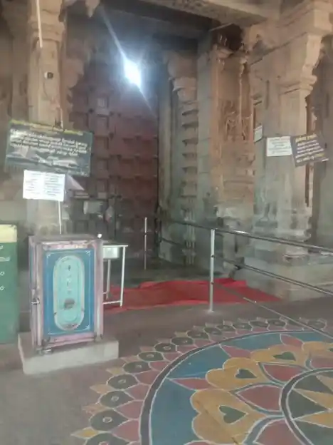 Arulmigu Kannudaiyanayagi Amman Temple, Nattarasankottai - 630556 அருள்மிகு கண்ணுடையநாயகிஅம்மன் திருக்கோயில், Nattarasankottai - 630556, Sivagangai - Ancient Temple Architecture and History Image 4
