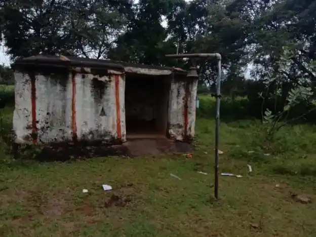 Arulmigu Karaga Devarswamy Temple, Erranahalli - 636808 Arulmigu Karaga Devarswamy Temple, Erranahalli - 636808, Dharmapuri - Ancient Temple Architecture and History Image 3