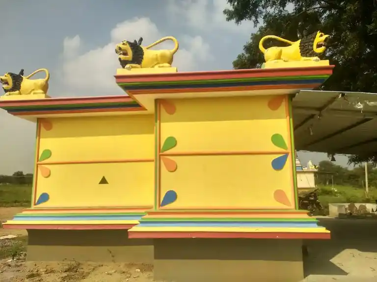 Arulmigu Karaga Marriyamman Temple, Chikkadoranabetta - 636806 Arulmigu Karaga Marriyamman Temple, Chikkadoranabetta - 636806, Dharmapuri - Ancient Temple Architecture and History Image 3