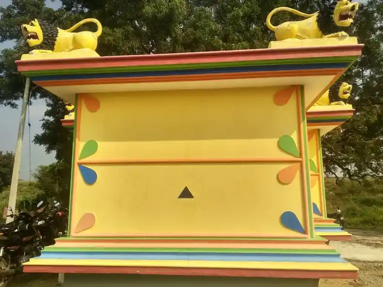 Arulmigu Karaga Marriyamman Temple, Chikkadoranabetta - 636806 Arulmigu Karaga Marriyamman Temple, Chikkadoranabetta - 636806, Dharmapuri - Ancient Temple Architecture and History Image 4