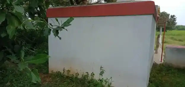 Arulmigu Karaga Selliyamman Temple, V Mutthur - 635808 அருள்மிகு தேடுகரகம் திருக்கோயில், V Mutthur - 635808, Dharmapuri - Ancient Temple Architecture and History Image 3