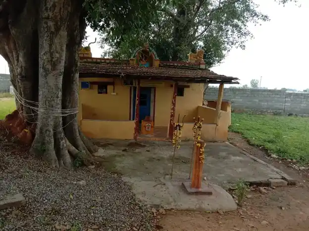 Arulmigu Karagadevar Temple, Gooliganappalli - 635103 Arulmigu Karagadevar Temple, Gooliganappalli - 635103, Krishnagiri - Ancient Temple Architecture and History Image 6