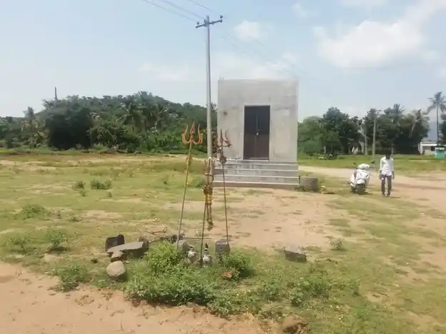 Arulmigu Karagamariamman Temple, Pavalandur - 636810 அருள்மிகு கரக மாரியம்மன் திருக்கோயில், Pavalandur - 636810, Dharmapuri - Ancient Temple Architecture and History Image 3