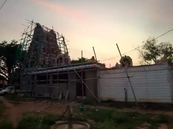 Arulmigu Karagamariamman Temple, Thamsanahalli - 635102 அருள்மிகு கரக மாரியம்மன் திருக்கோயில், Thamsanahalli - 635102, Krishnagiri - Ancient Temple Architecture and History Image 3