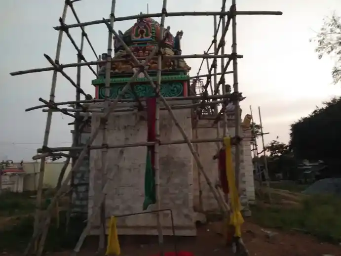 Arulmigu Karagamariamman Temple, Thamsanahalli - 635102 அருள்மிகு கரக மாரியம்மன் திருக்கோயில், Thamsanahalli - 635102, Krishnagiri - Ancient Temple Architecture and History Image 4
