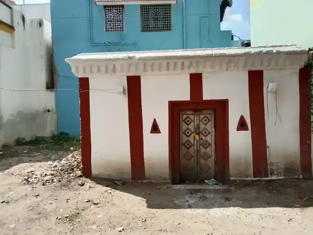 Arulmigu Karagasamudiamman And Samundiappan Temple, Krishnagiri - 635001 அருள்மிகு கரக சாமுடியம்மன், திருக்கோயில், Krishnagiri - 635001, Krishnagiri - Ancient Temple Architecture and History Image 8