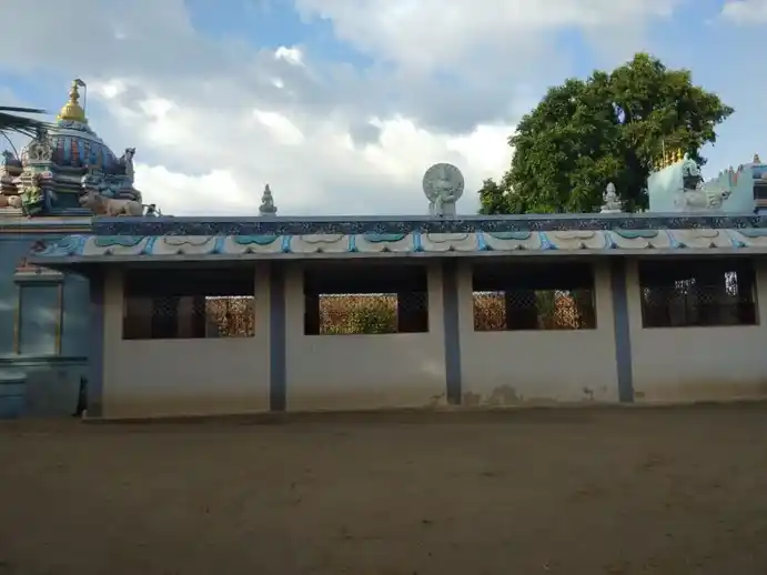 Arulmigu Karagaselliyamman Temple, Aikondamkothapalle - 635203 அருள்மிகு கரக செல்லியம்மன் திருக்கோயில், ஐகொந்தம்கொத்தப்பள்ளி - 635203, Krishnagiri - Ancient Temple Architecture and History Image 2