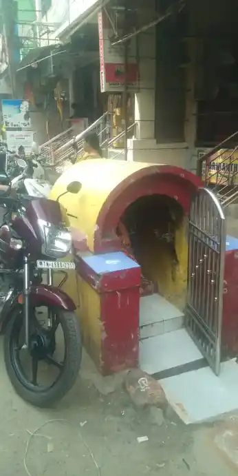 Arulmigu Karahamedai Velamman Temple, Varaganeri - 620008 Arulmigu Karahamedai Velamman Temple, Varaganeri - 620008, Thiruchirappalli - Ancient Temple Architecture and History Image 3