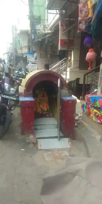 Arulmigu Karahamedai Velamman Temple, Varaganeri - 620008 Arulmigu Karahamedai Velamman Temple, Varaganeri - 620008, Thiruchirappalli - Ancient Temple Architecture and History Image 4