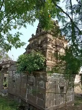 Arulmigu Karaikandeeswarar Temple, Kadaladi - 606751 அருள்மிகு கரைகண்டீஸ்வரர் திருக்கோயில், கடலாடி - 606751, Tiruvannamalai - Ancient Temple Architecture and History Image 6