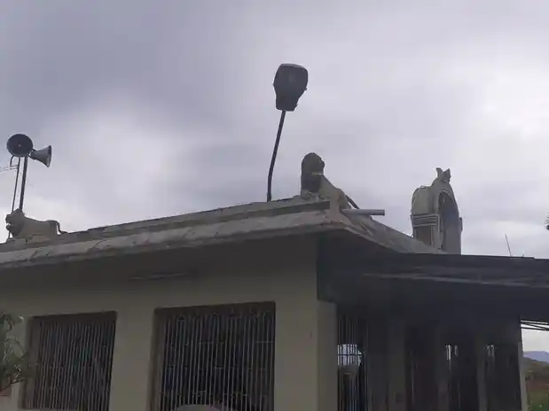 Arulmigu Karaikmunniyappan Temple, Vellithiruppur - 638314 அருள்மிகு கரை முனியப்பன் திருக்கோயில், Vellithiruppur - 638314, Erode - Ancient Temple Architecture and History Image 2