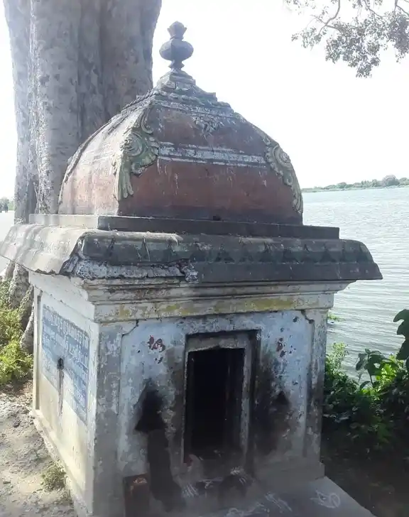 Arulmigu Karaimale Vinayagar Temple, Thogur - 613105 அருள்மிகு கரைமேல் விநாயகர் திருக்கோவில், Thogur - 613105, Thanjavur - Ancient Temple Architecture and History Image 3