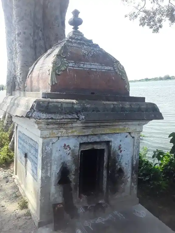 Arulmigu Karaimale Vinayagar Temple, Thogur - 613105 அருள்மிகு கரைமேல் விநாயகர் திருக்கோவில், Thogur - 613105, Thanjavur - Ancient Temple Architecture and History Image 4