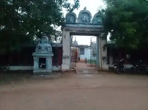Arulmigu Karaimel Azhakiya Ayyanar Temple, Mathakupatti - 630553 அருள்மிகு. கரைமேல் அழகர் அய்யனார் திருக்கோயில், Mathakupatti - 630553, Sivagangai - Ancient Temple Architecture and History Image 4