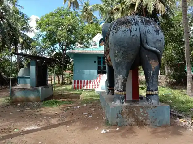 Arulmigu Karaimelalagar Ayyanar Temple, Aavikkarai - 613202